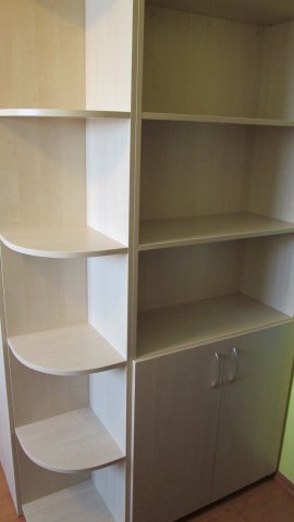 Vestavěné skříně