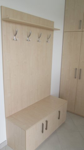 Vestavěné skříně