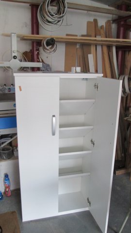 Vestavěné skříně