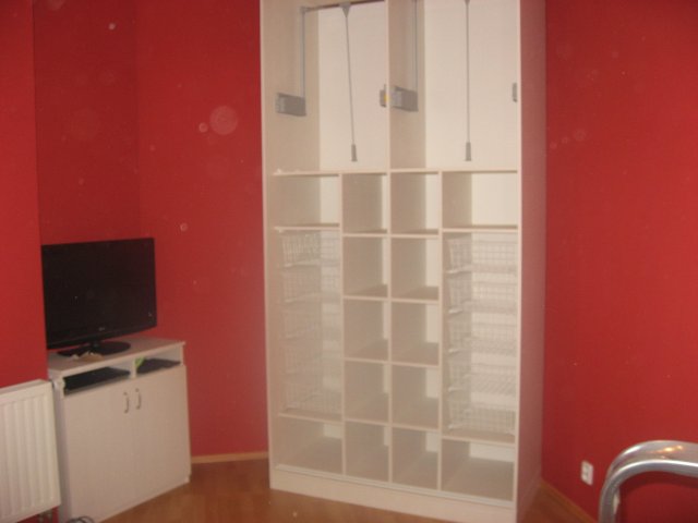 Vestavěné skříně