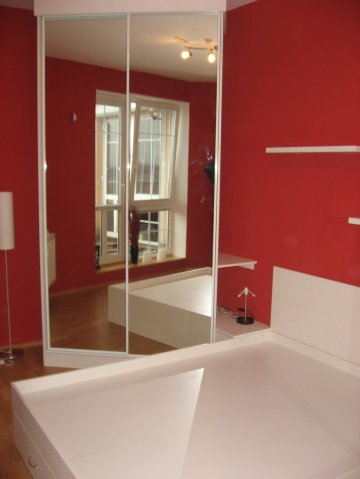 Vestavěné skříně