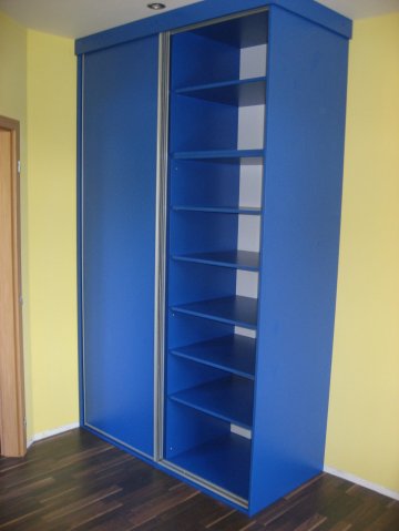 Vestavěné skříně